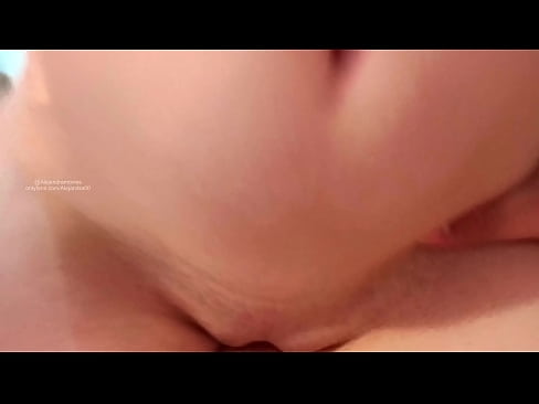 ❤️ Irqad fil-kamra ta’ oħti u hekk qomt Porno fil-porn mt.porn-mz.ru ❌️